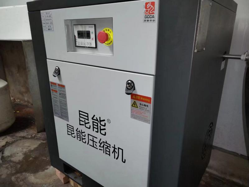 怎么快速鑒別成都空壓機潤滑油是否需要更換？ 